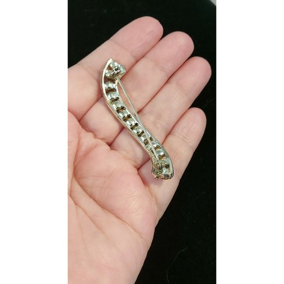 Vtg Ribbon Silver Tone With Clear Stones Statement brooch Pin 2.25" Signed - Picture 6 of 7